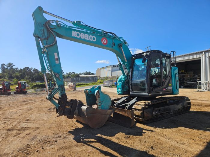 Excavators 14T